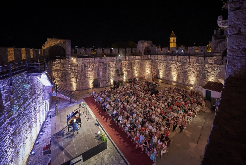 Az Opera Selecta, Trogir hangulatos klasszikus zenei fesztiválja